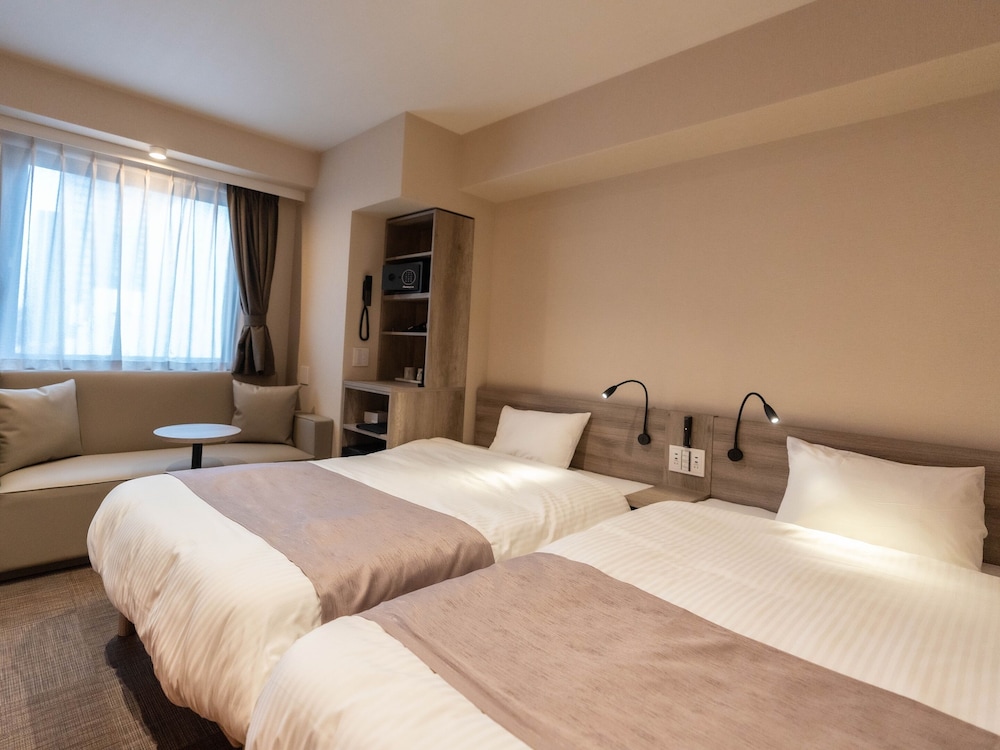 COMFORT, TWIN BEDS