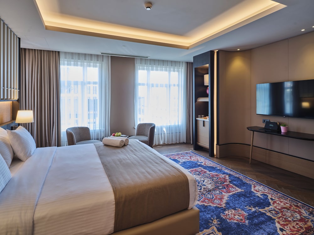 Four G Hotel 33/50