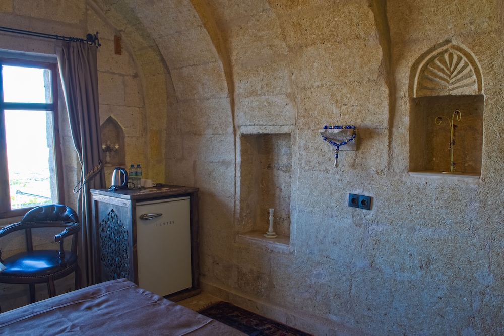 Ages In Cappadocia 7/50