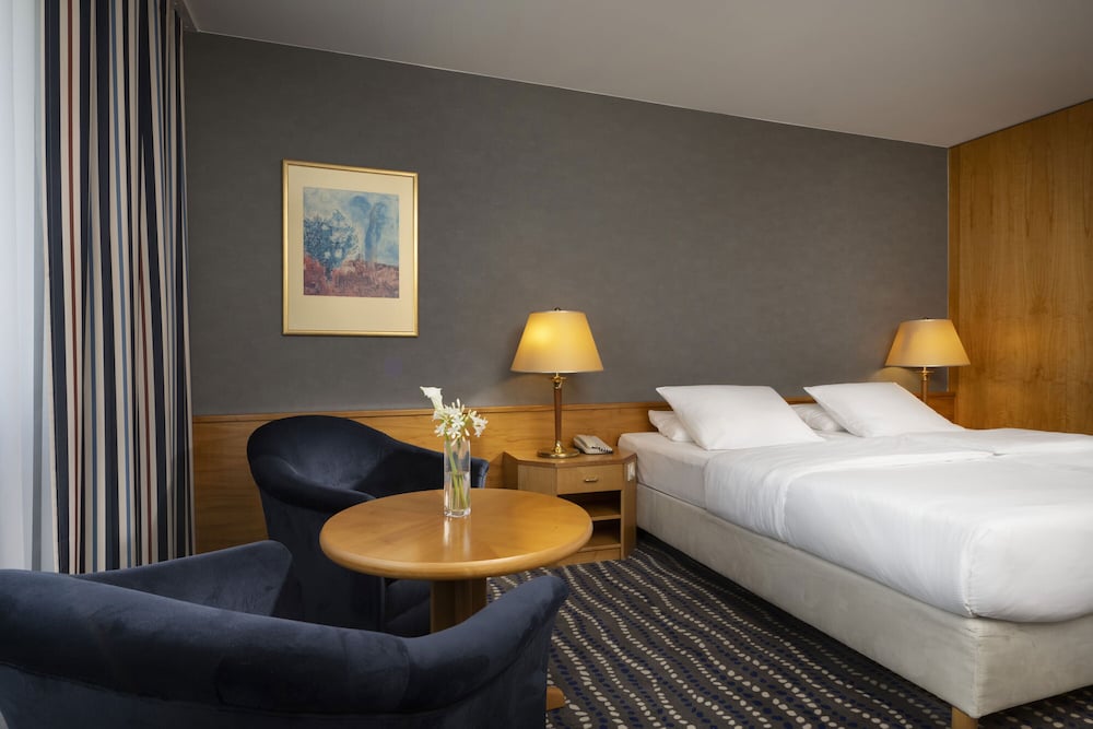 MARITIM HOTEL MAGDEBURG 18/73