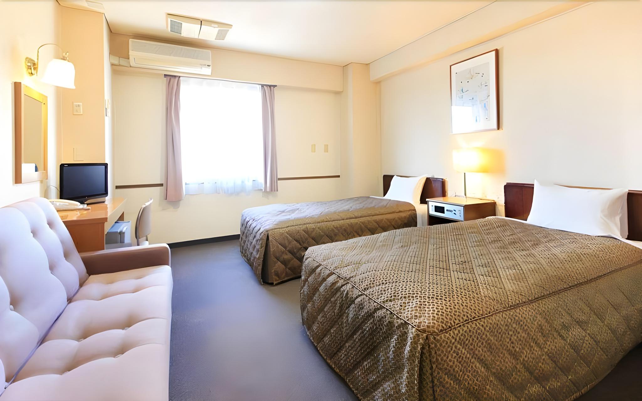 Urban Hotel Twins Chofu 12/29