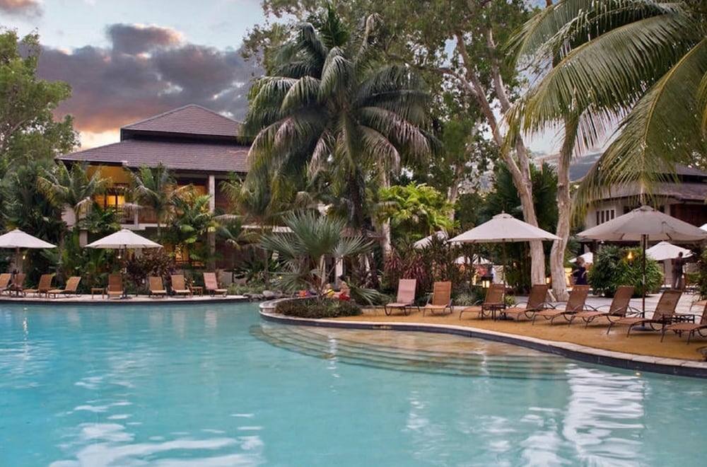 Pullman Palm Cove Sea Temple Resort and Spa 71/77