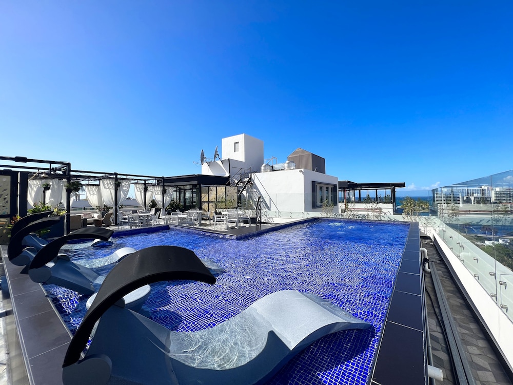 Don Rafa Boutique Hotel & Residences 43/50