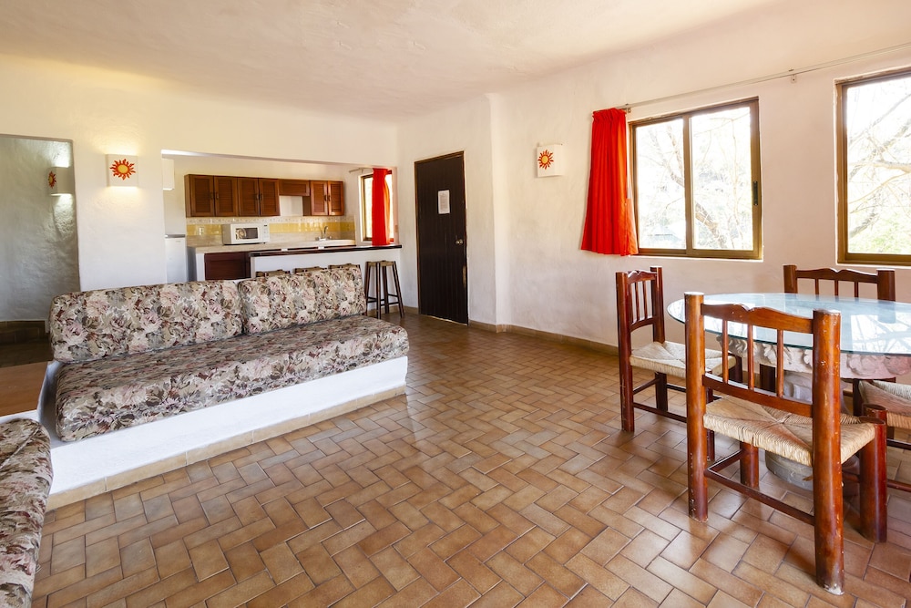 Hotel Plaza Tucanes 1/50