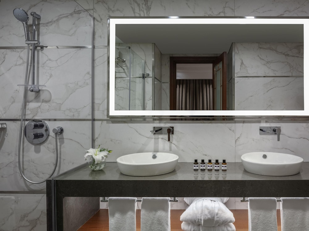 Movenpick Hotel Istanbul Asia Airport 47/49