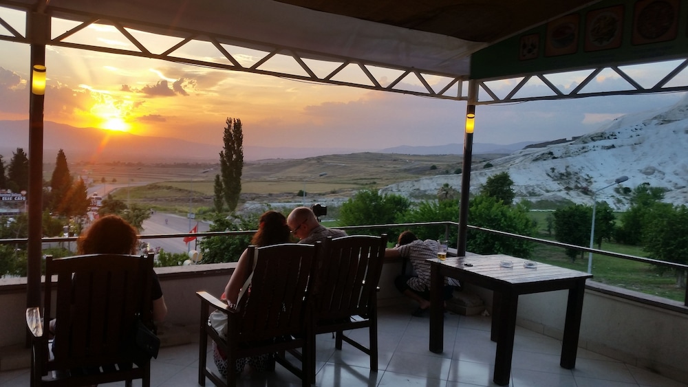 Hotel Sahin 32/59