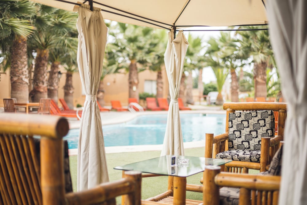 Serena Suite Park Hotel 6/25