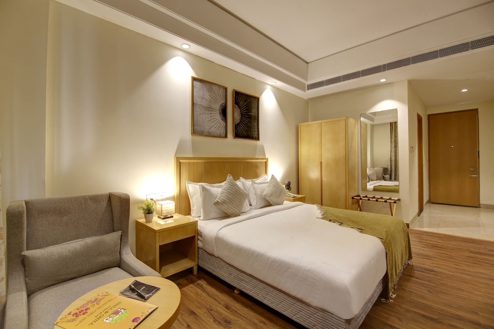 Saltstayz Corporate Suites – Golf Course Road 25/50