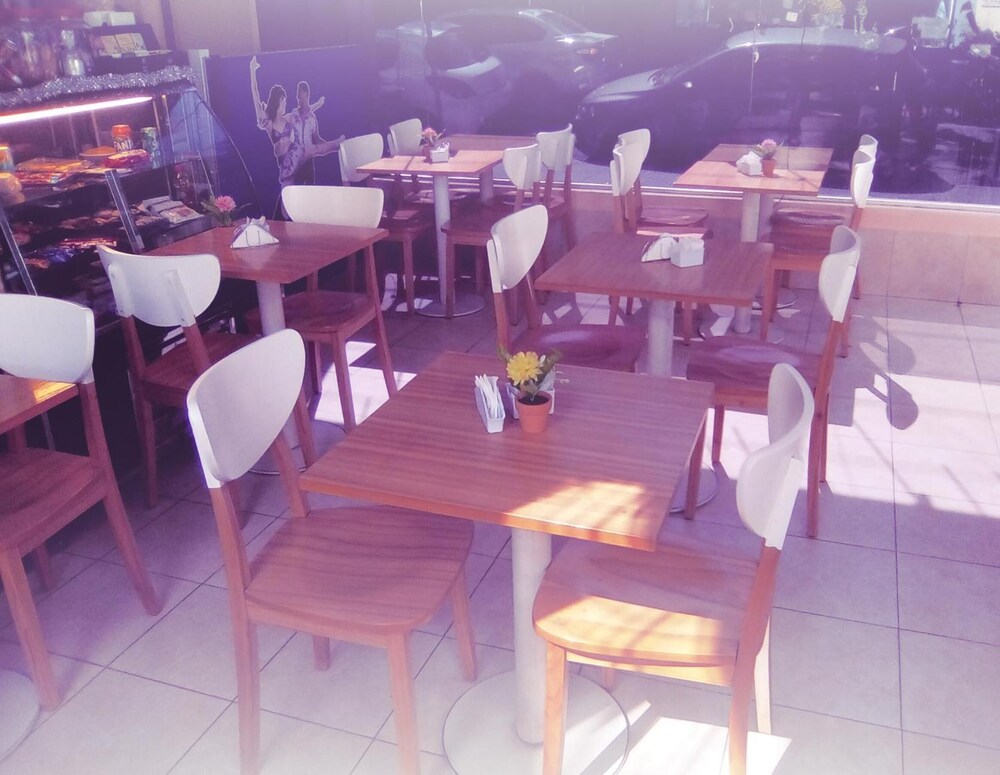 Juramento de Lealtad Townhouse Hotel 25/30