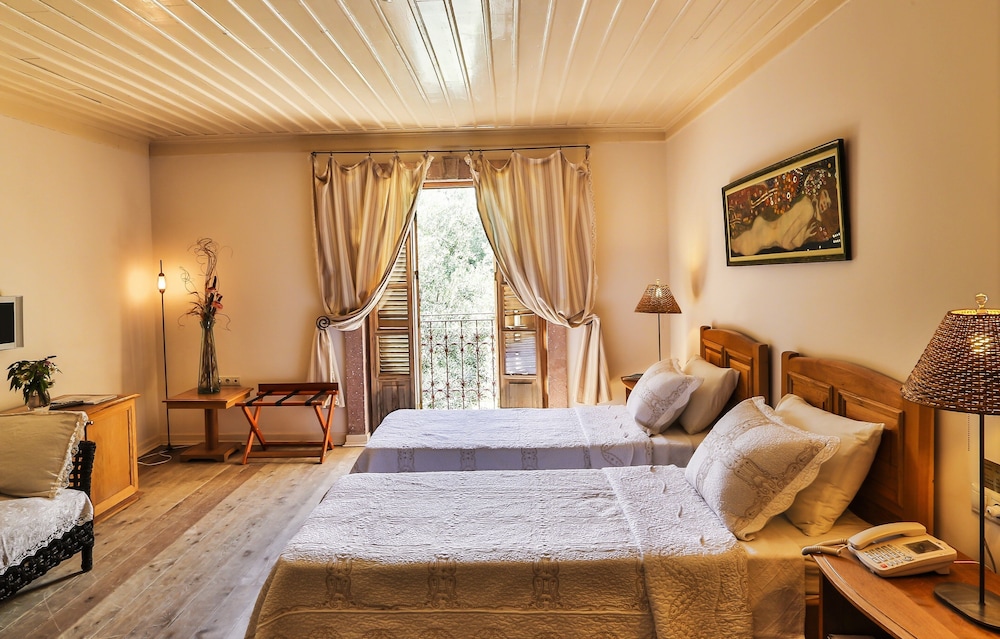 STANDARD, TWIN BEDS