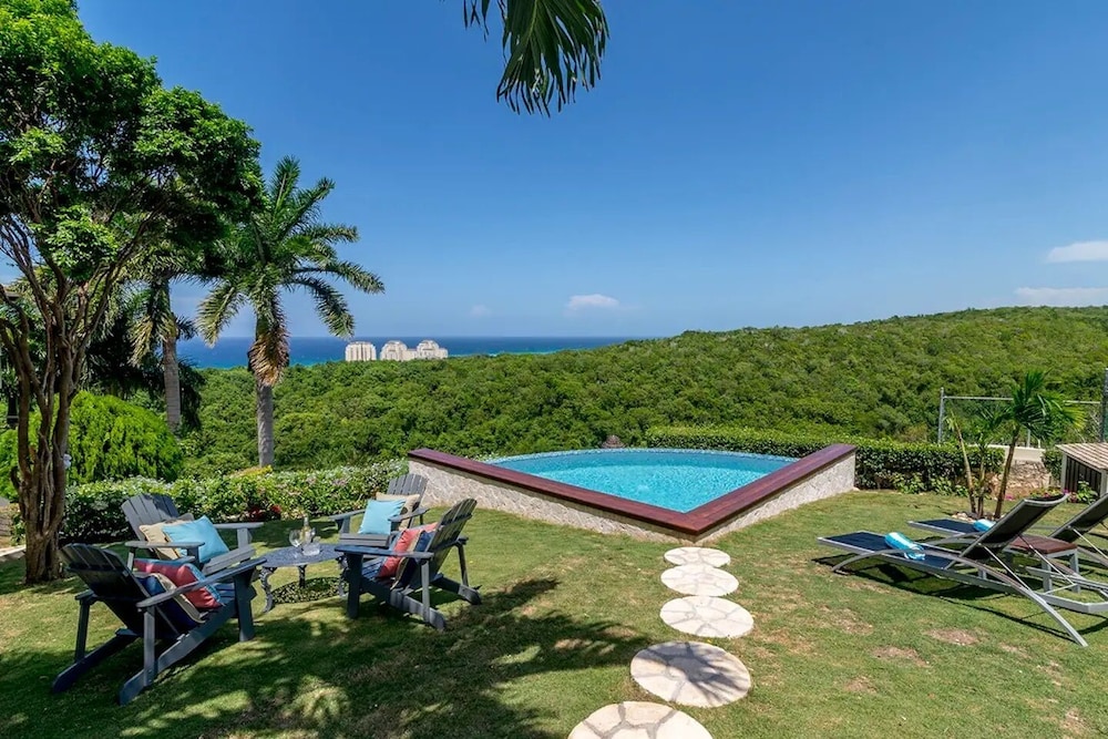 Nianna Luxurious Villa 37/74
