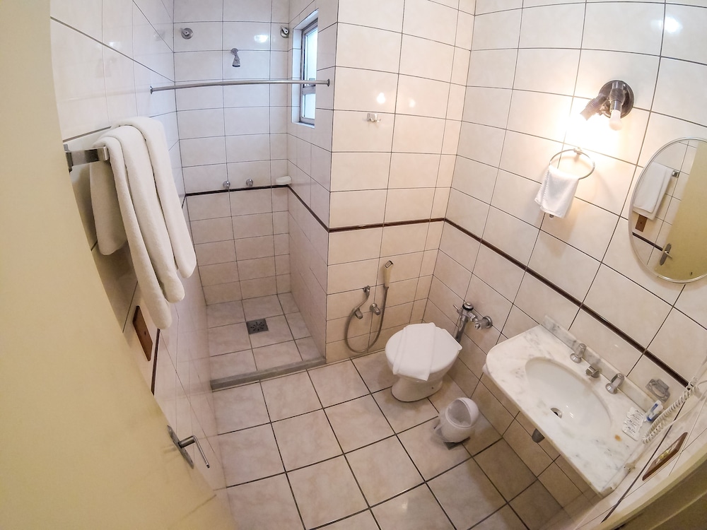 Milao Hotel 56/62