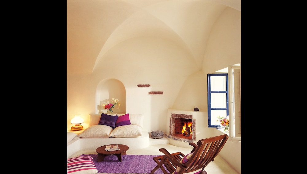 Perivolas Traditional Houses 38/69