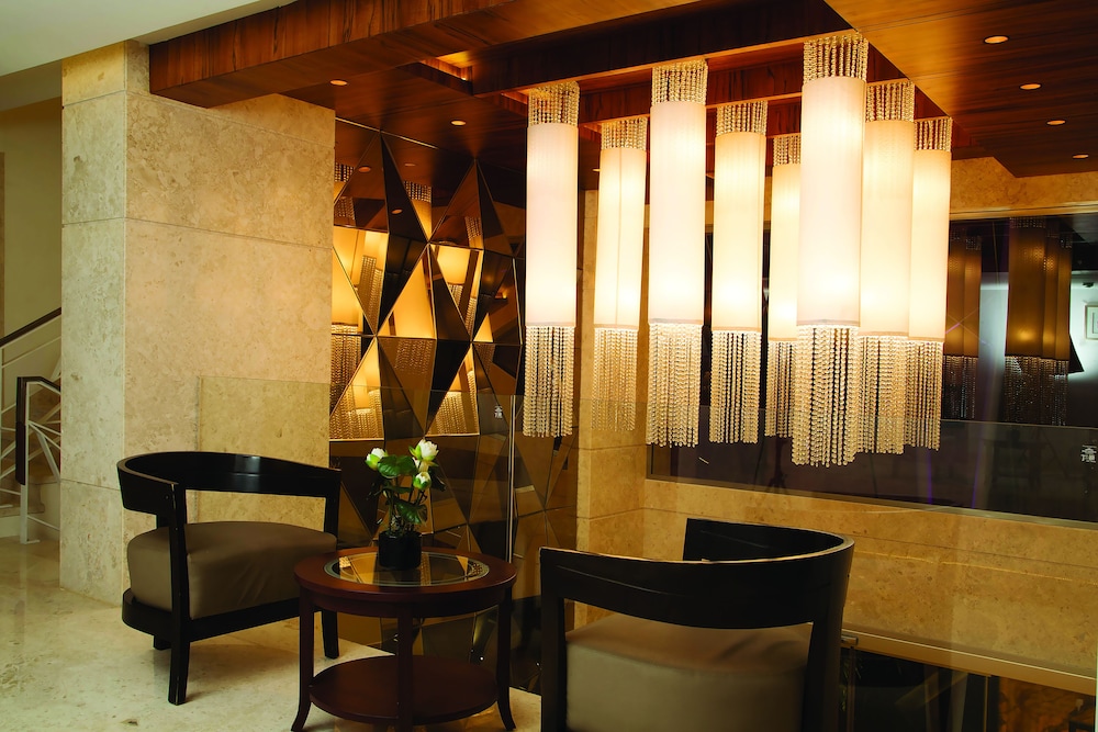 Urvashi Residency 38/43