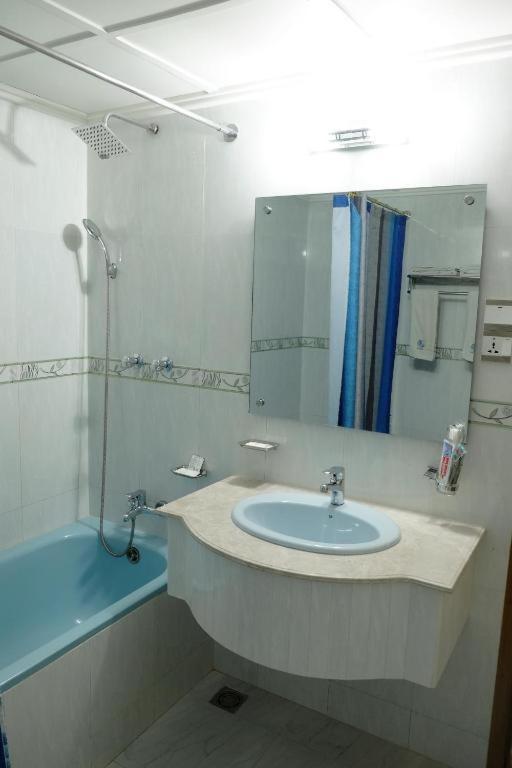 Hotel Saint Martin Ltd. 33/33