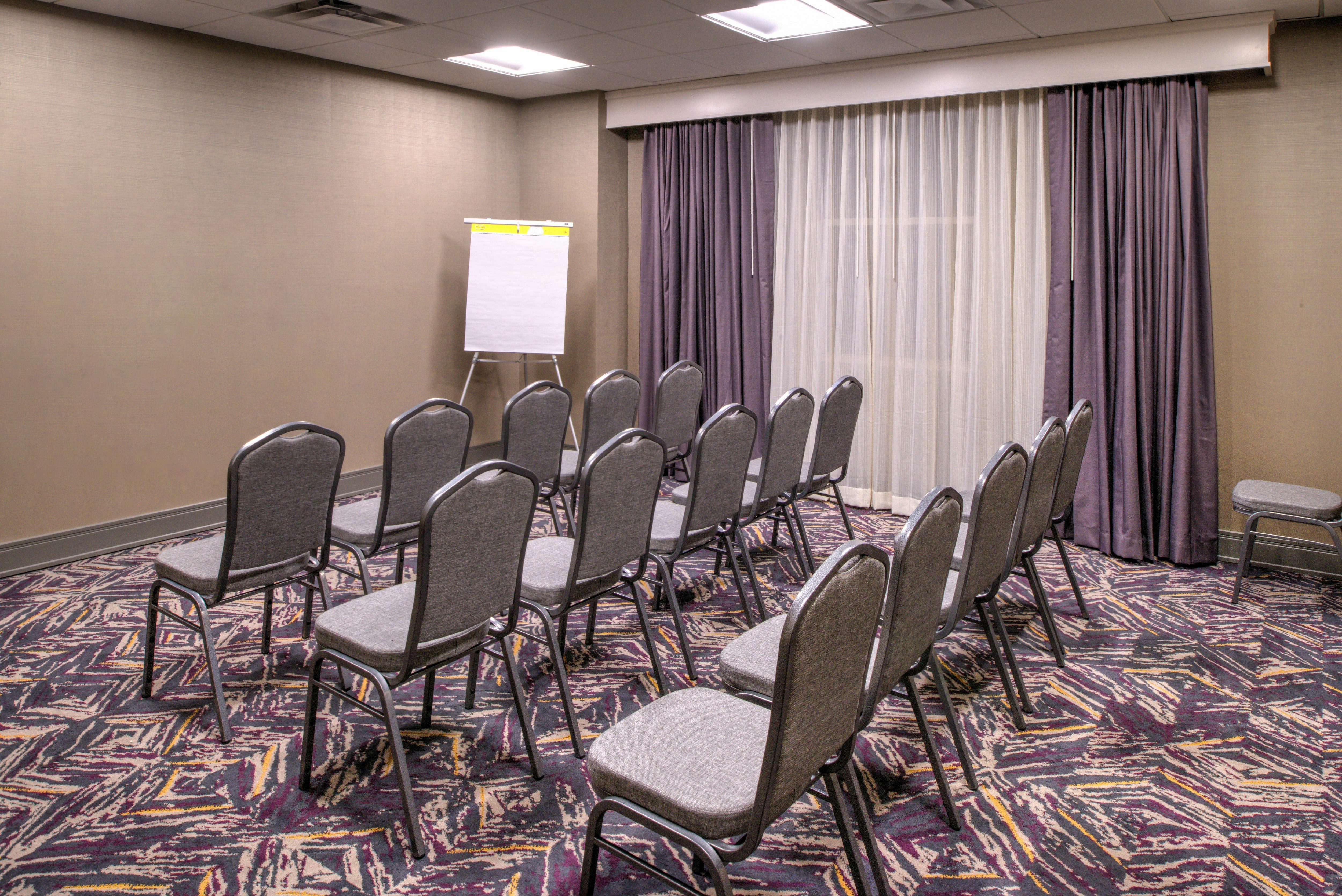 Doubletree By Hilton Utica 65/79
