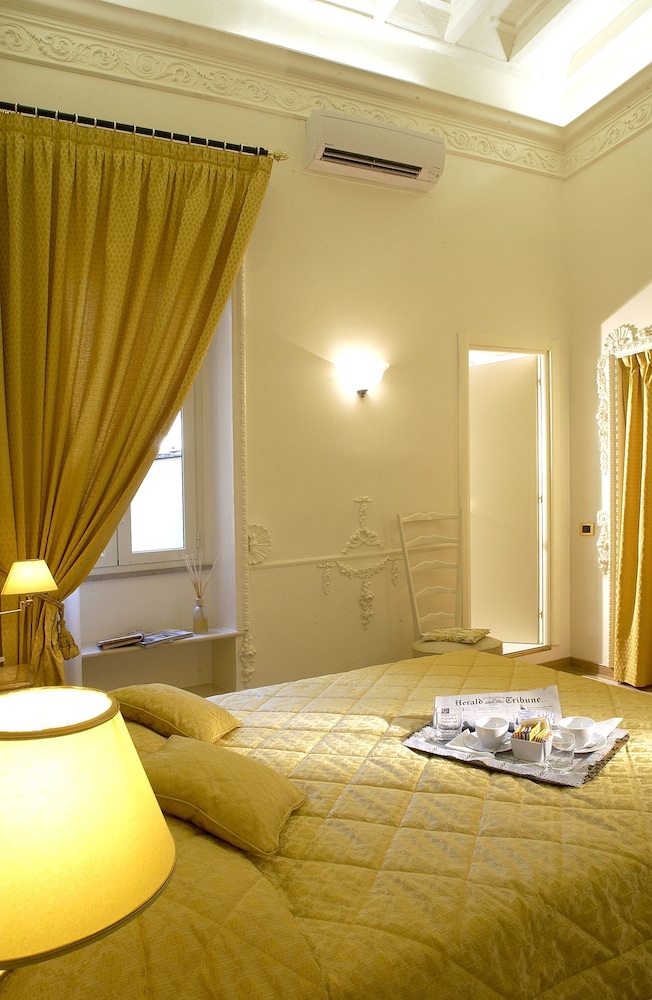 Suites Rome 19/37