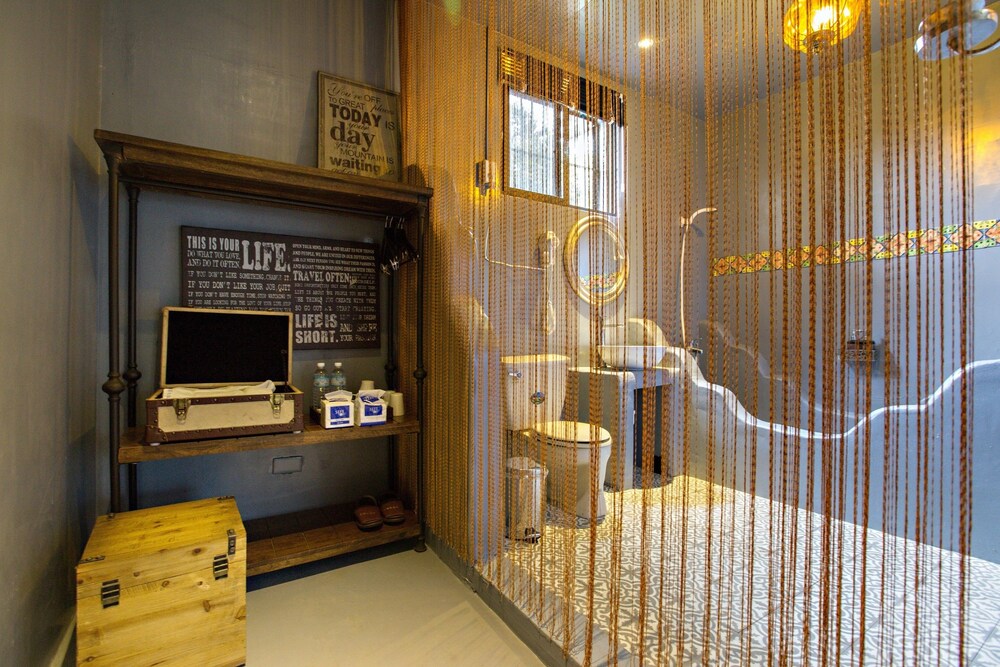 Jin Huei Hotel 43/64