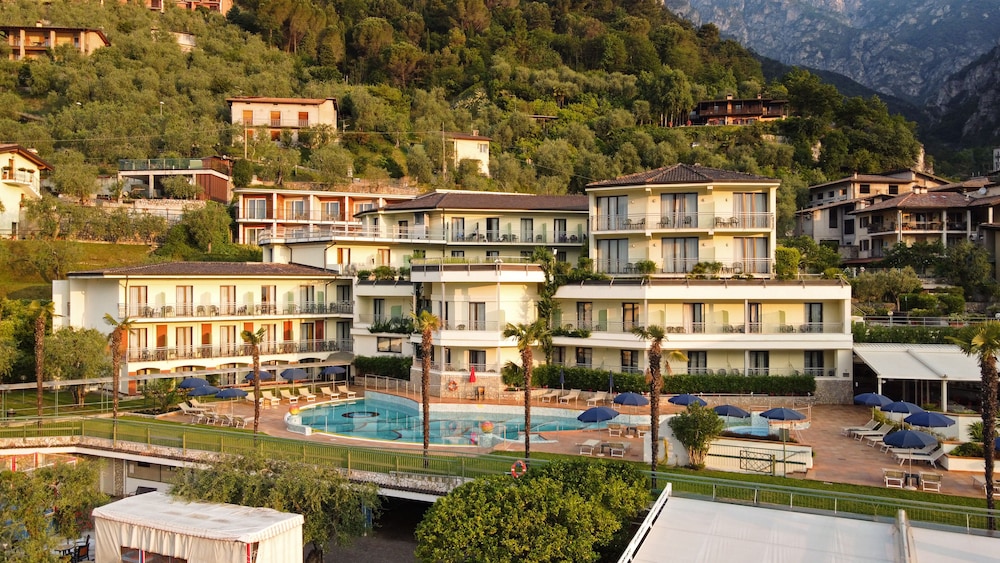Hotel Royal Village in LIMONE SUL GARDA