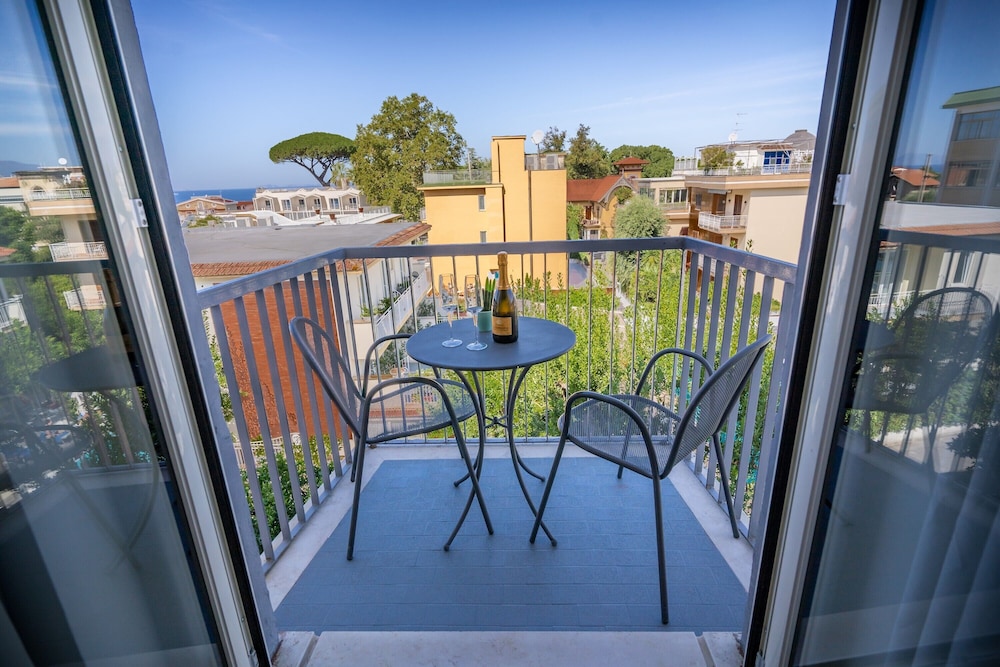 Hotel La Pergola Sorrento 37/68