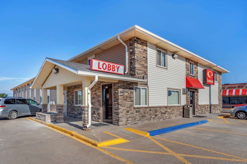 Econo Lodge Hays I-70 49/54
