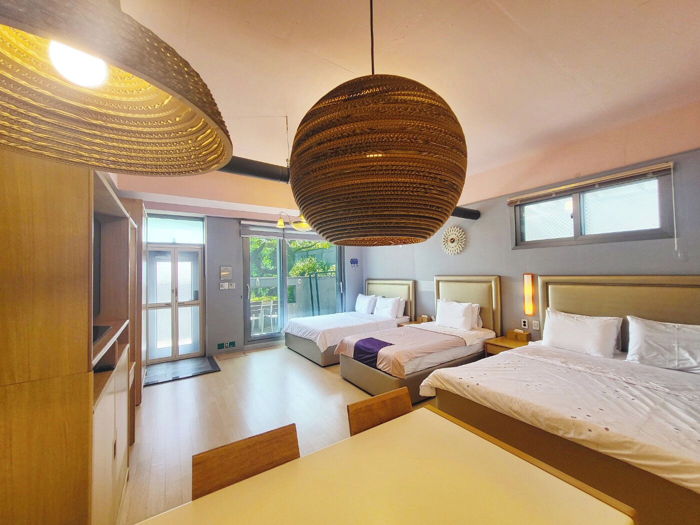 FAMILY SUITE