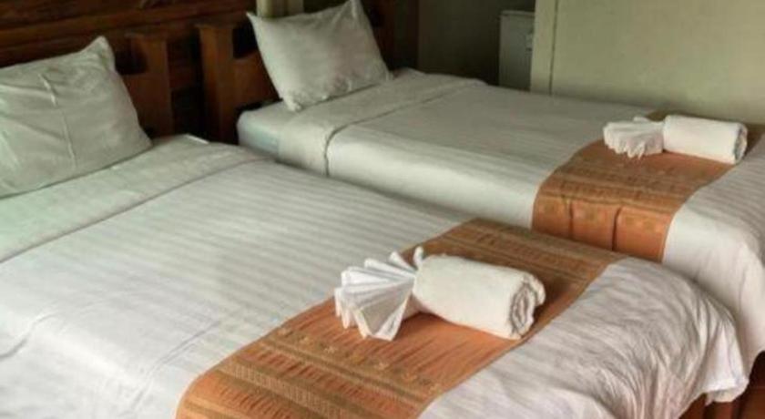 River Bank Resort 12/48