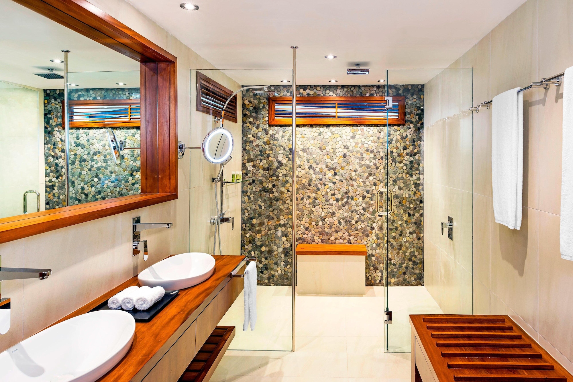 Westin, Studio, King Bed, Pool View