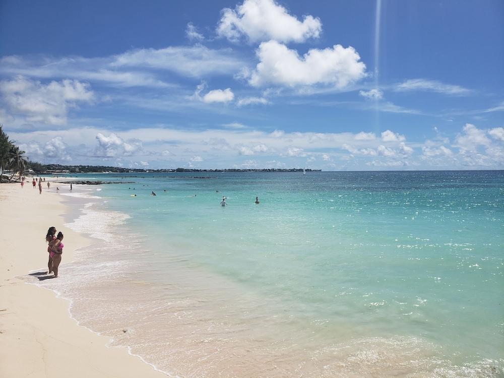 Dover Beach Hotel 55/61