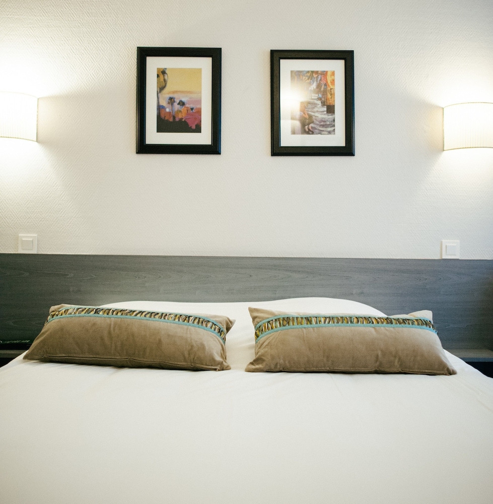 Hotel Carmin 15/28
