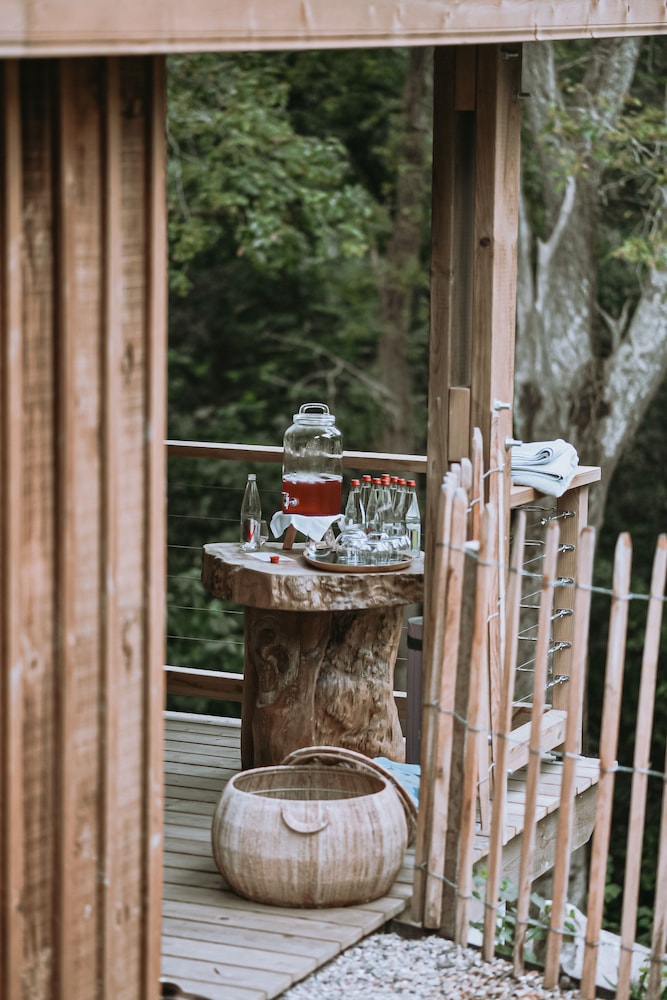 RELAIS DU SILENCE LES FRERES IBARBOURE - TABLE ET HOSTELLERIE 26/51