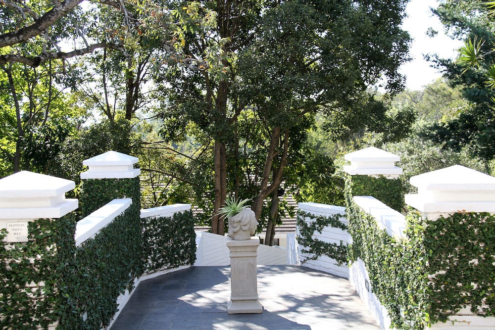 Sheppard Boutique Guesthouse 36/50