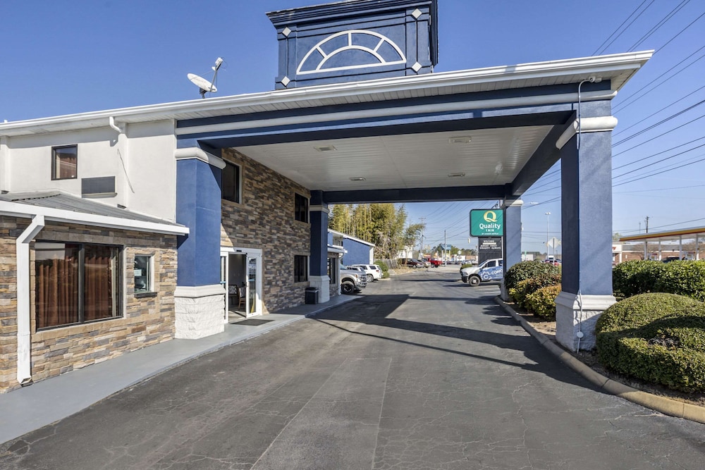 Quality Inn Newberry 23/33