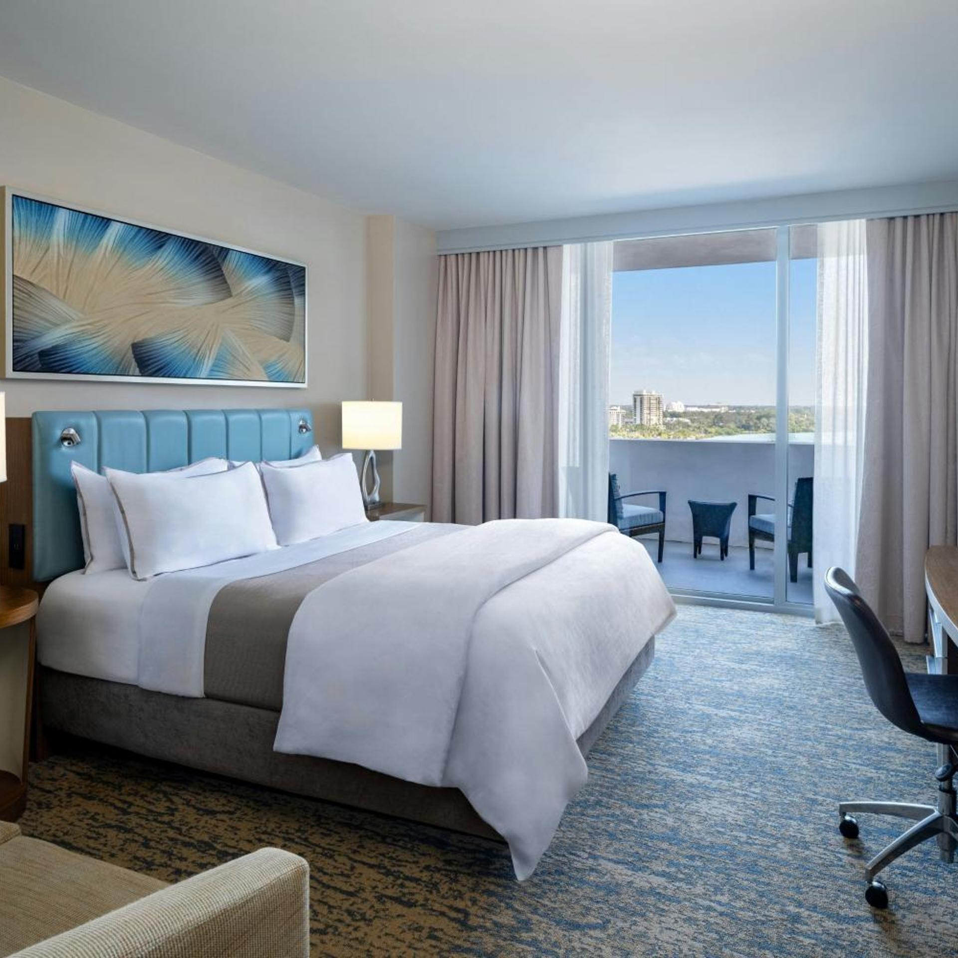 Marina, Guest Room, King Bed, Marina View, Balcony
