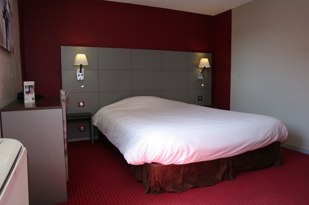 Kyriad Direct Limoges Nord 28/64