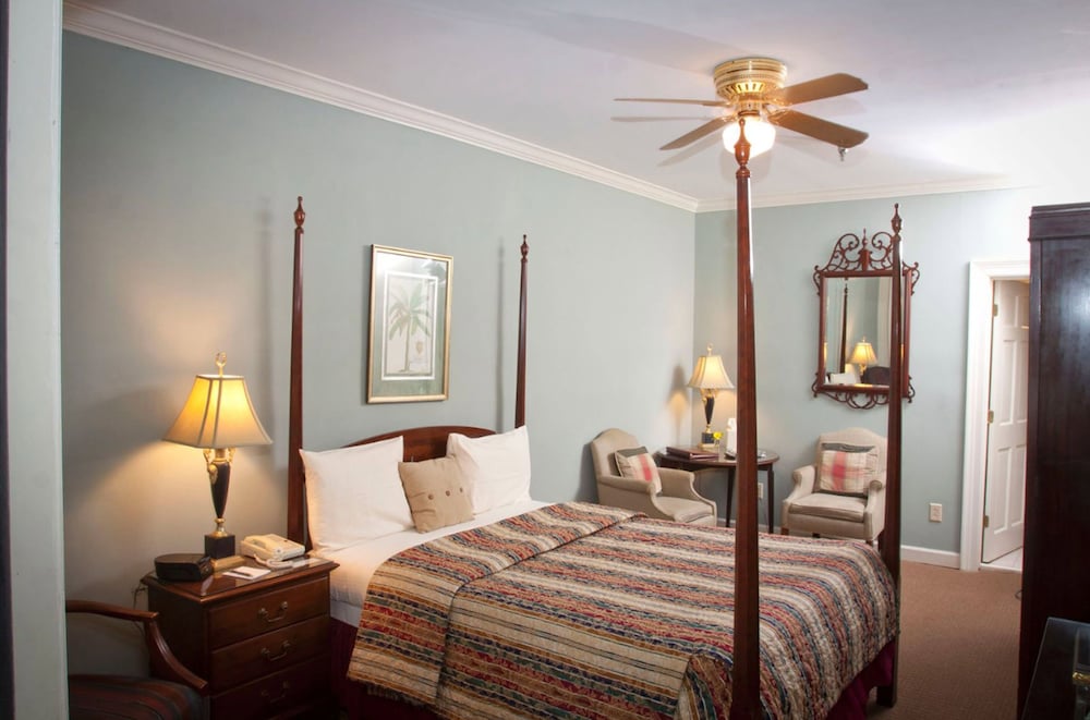 1842 Inn 21/74