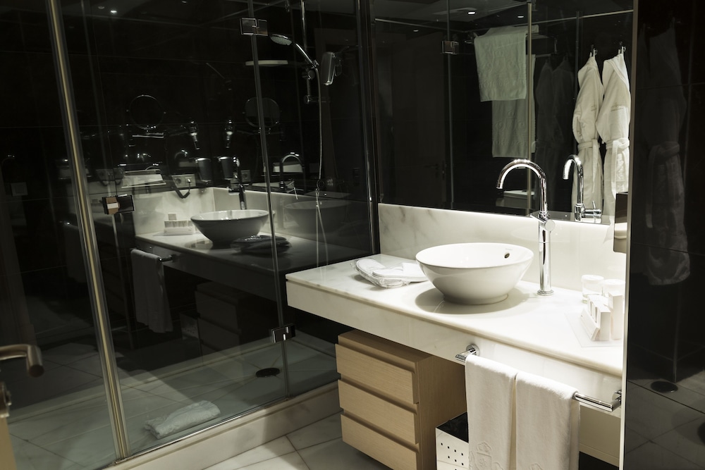 Nexus Valladolid Suites Hotel 43/44