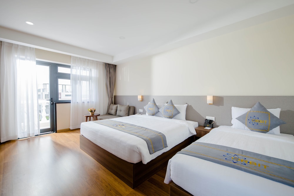 Orbit Hotel 18/50