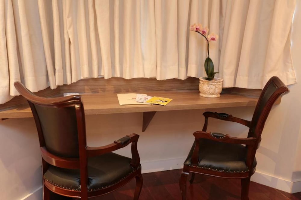 Taiwan Hotel 37/50