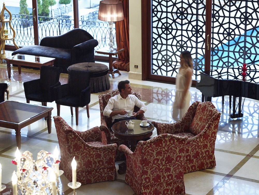 GRAND SERAI CONGRESS & SPA 52/64
