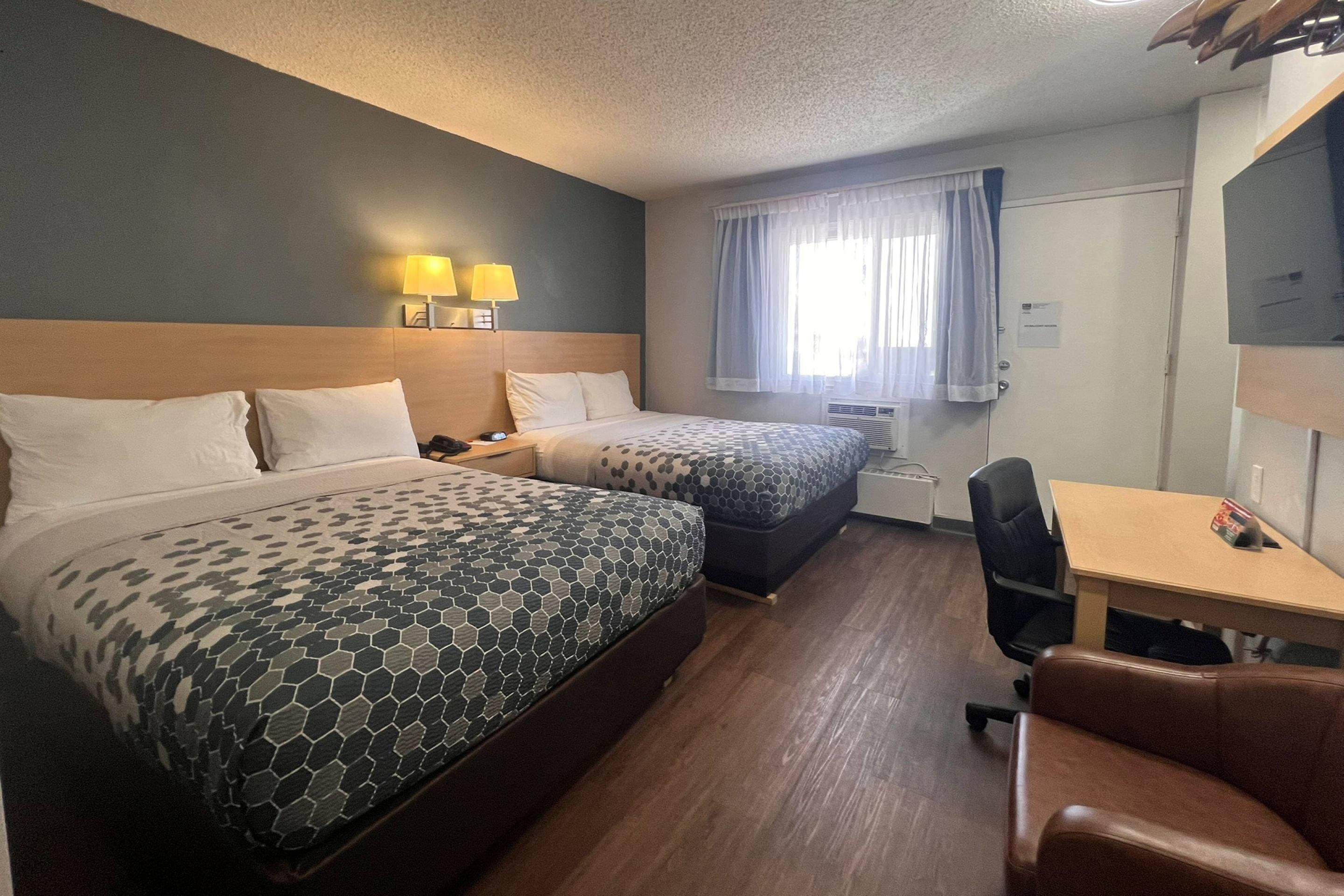 Room, 2 Queen Beds