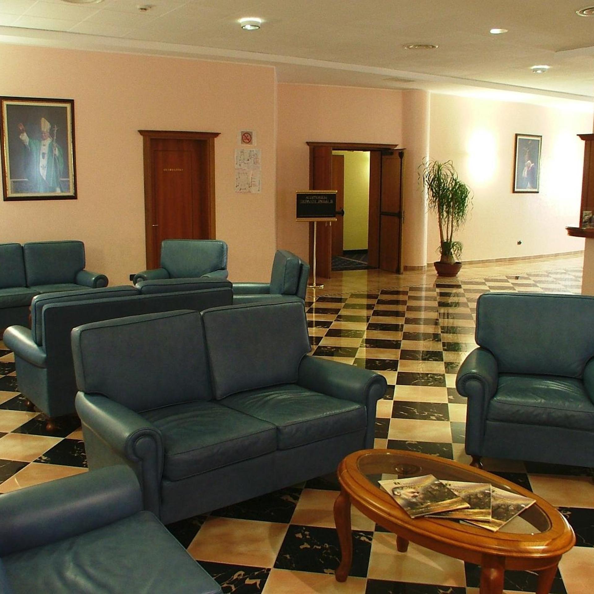 Centro Di Spiritualita Padre Pio 29/51
