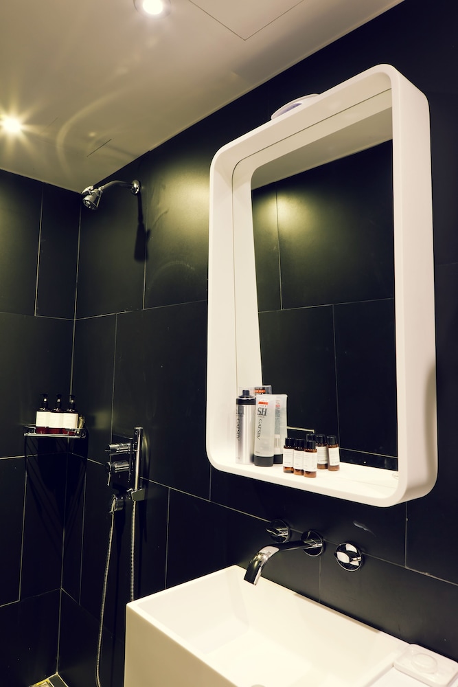 Hotel Amare Busan 71/72