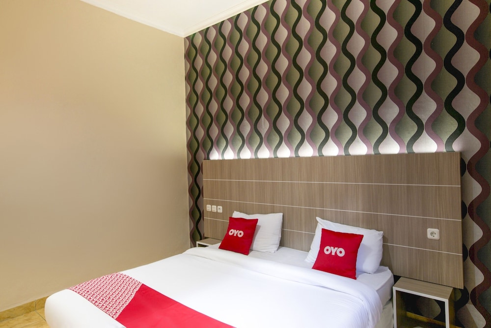 OYO 2320 Hotel Charvita 8/21