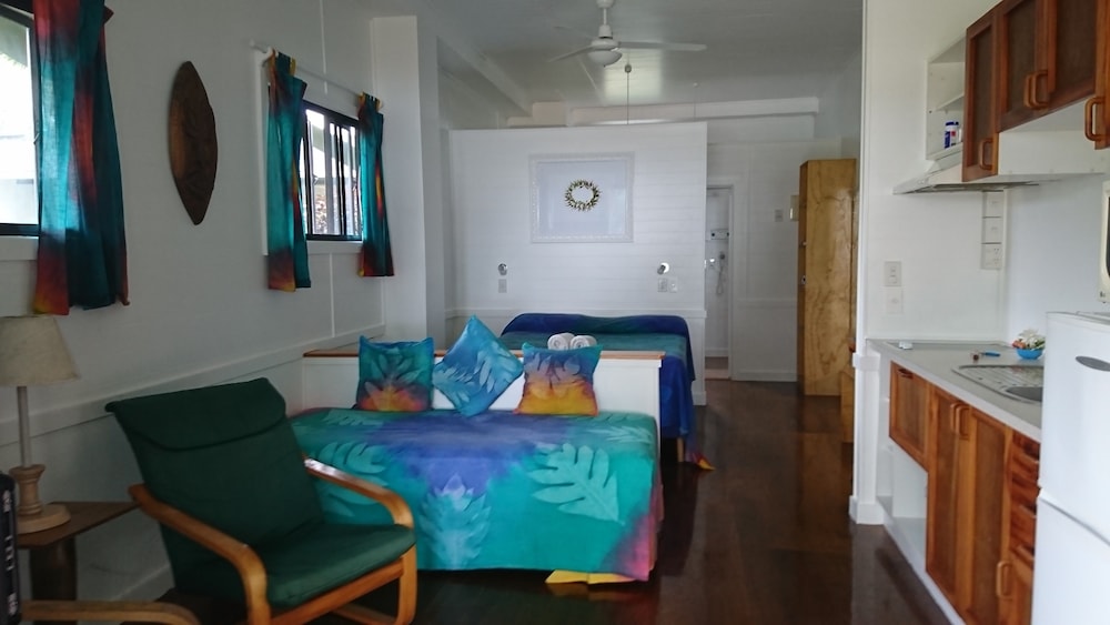 Aroa Beachside Inn 14/47