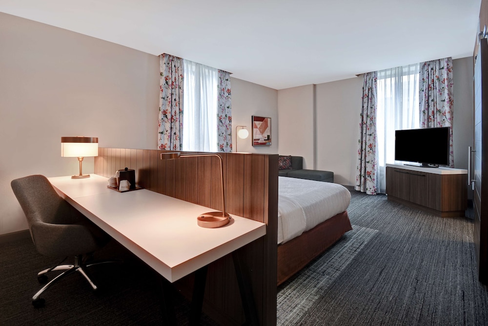 Hilton Garden Inn Kalamazoo Downtown 51/58