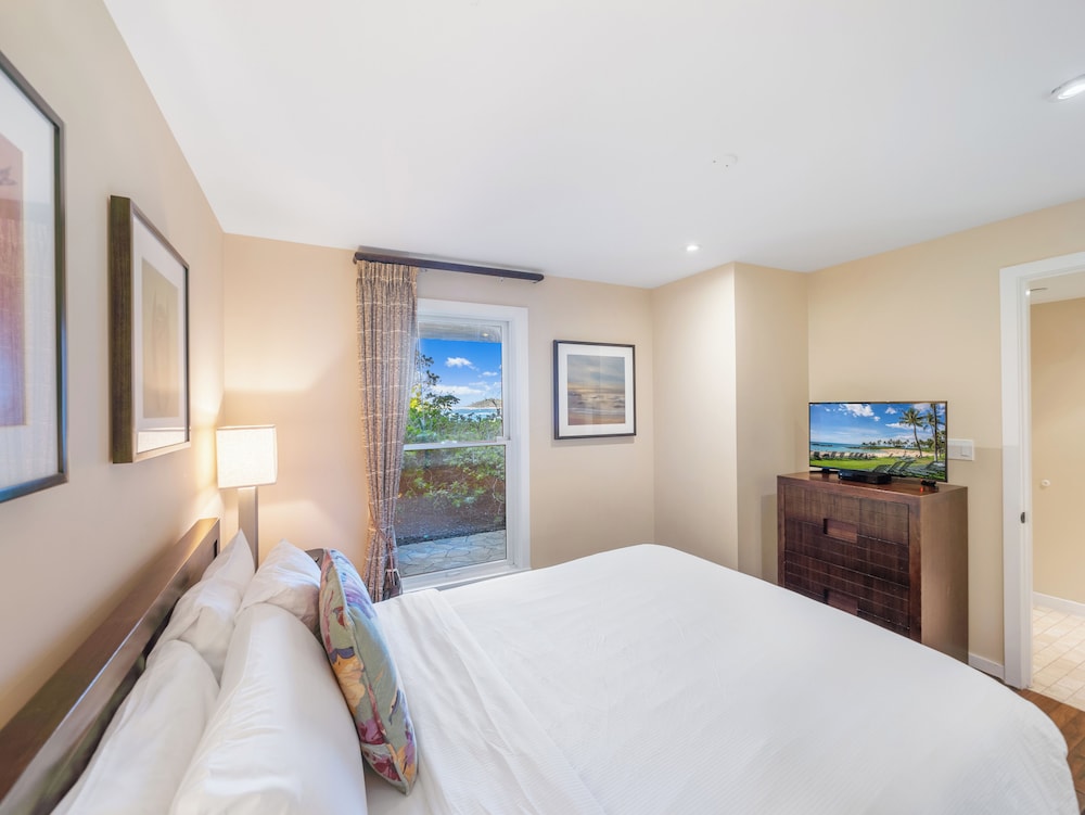 DELUXE, VILLA, MULTIPLE BEDS, GARDEN VIEW