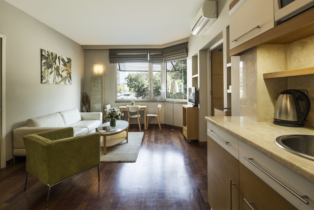 Taxim Suites Residences Istanbul 41/69