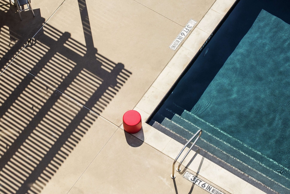 NYLO Las Colinas Hotel, Tapestry Collection by Hilton 31/61