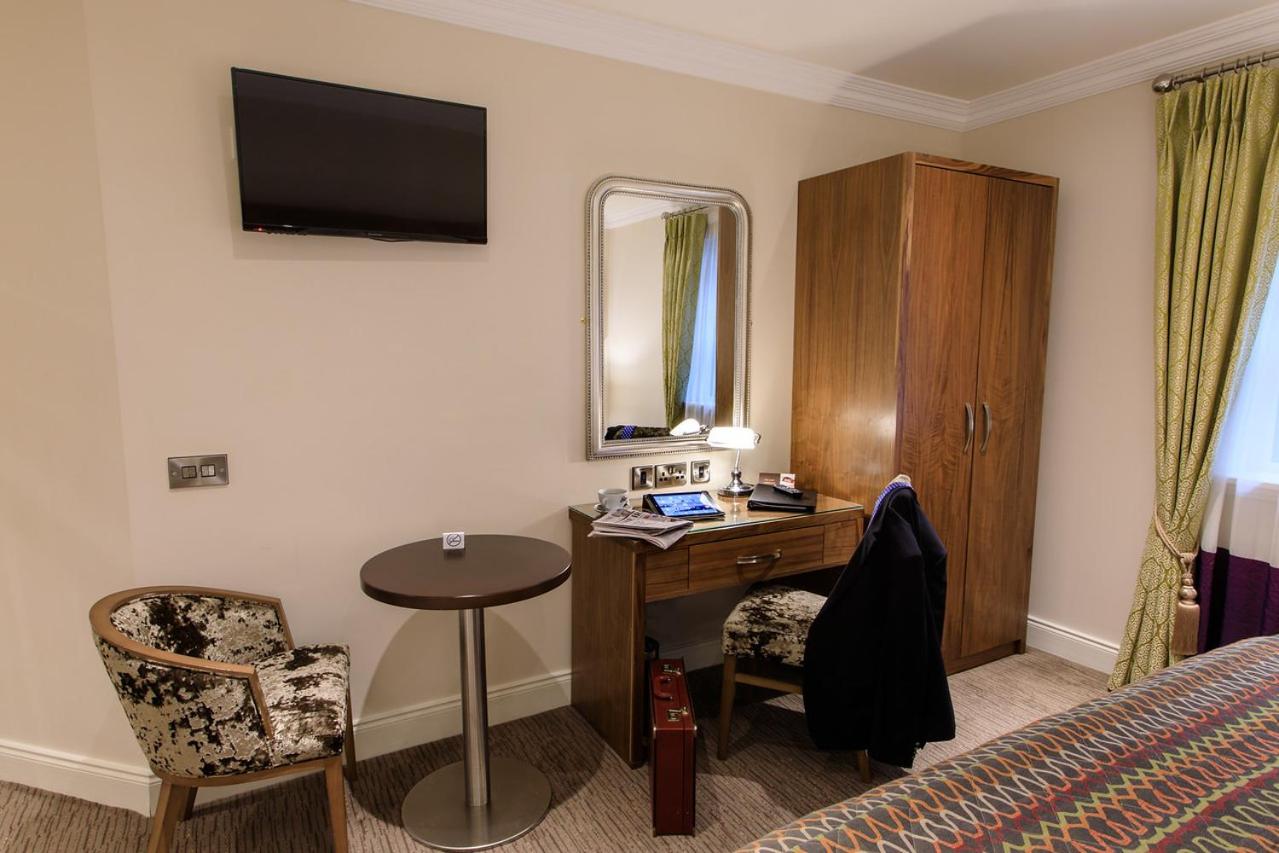 Grand Hotel Tralee 41/52